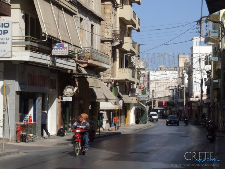 Nach Geschäftsschluss auf dem Leoforio Kalokairinou